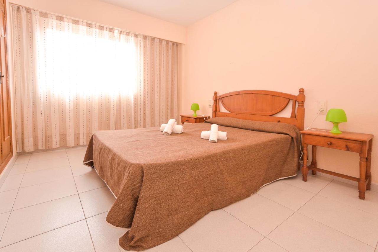 Apartamentos Marblau Las Alondras-Julio Y Agosto Solo Familias 간디아 외부 사진